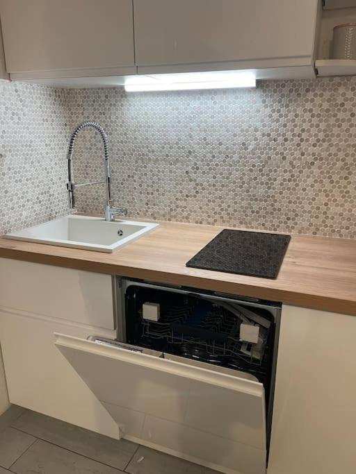 Appart Frontignan Sur La Plage, Piscine, Wifi, Tv, Netflix Экстерьер фото